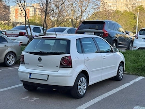 Volkswagen Polo 1.2 Benzină 2007  - imagine 4