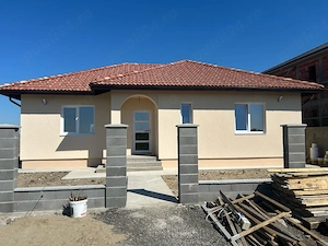 Casa individuala cu 4 camere de vanzare in localitatea Sag - imagine 2