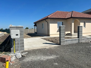 Casa individuala cu 4 camere de vanzare in localitatea Sag - imagine 4