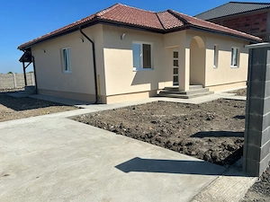 Casa individuala cu 4 camere de vanzare in localitatea Sag - imagine 3