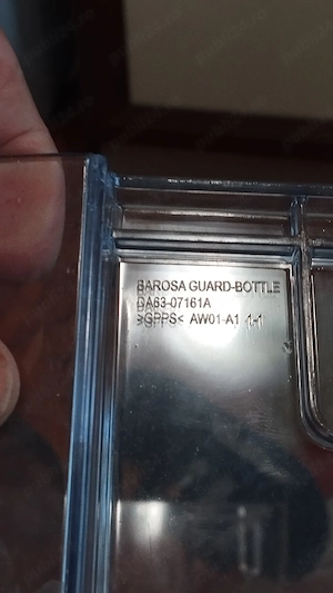 Compartiment usa frigider Samsung si cutii congelator 