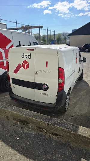 Fiat Doblo 1.3 Multijet 2014   utilitară, consum mic, perfectă pentru lucru - imagine 3