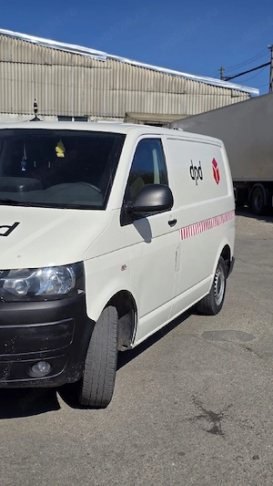 VW Transporter T5 2.0 TDI 2011 utilitară - imagine 2