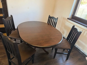 Set masa extensibila lemn masiv si MDF +  4 scaune lemn masiv