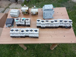 vind contactori si transformatori marca moller 