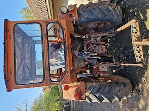 Tractor U650 - imagine 4