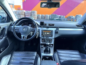 Volkswagen Passat  - imagine 2