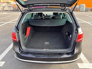 Volkswagen Passat  - imagine 3
