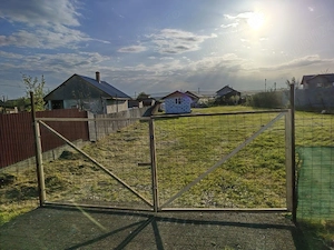 Închiriez teren in Comuna Onișcani 