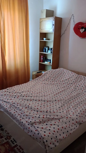Vind apartament 2 camere decomandat in Tirnaveni Mureș etaj 4 in cartierul Victoriei preț 45.000  - imagine 6