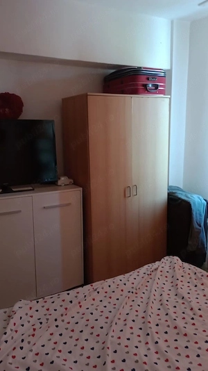 Vind apartament 2 camere decomandat in Tirnaveni Mureș etaj 4 in cartierul Victoriei preț 45.000  - imagine 7