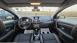 Renault Mégane Bose  - imagine 5