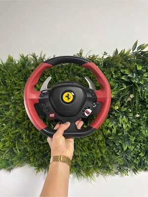 Volan Ferarri Thrustmaster