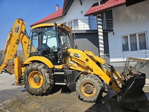 Buldoexcavator JCB3 CX