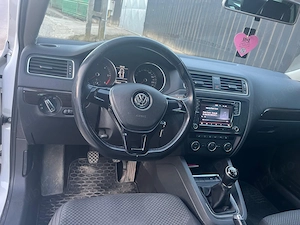 Vand vw Jetta 2.0 diesel, an 2016, 196000km.  - imagine 8