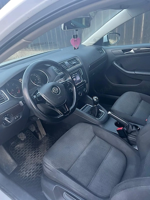 Vand vw Jetta 2.0 diesel, an 2016, 196000km.  - imagine 6