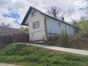 casa de vânzare 