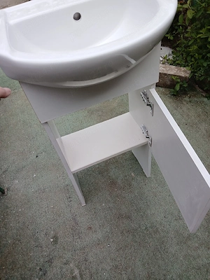 vand obiecte sanitare