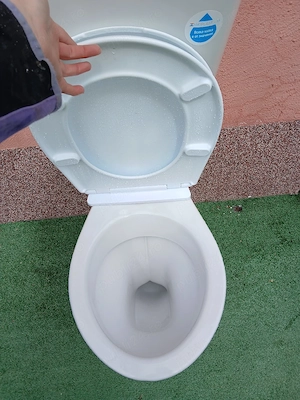 vand obiecte sanitare - imagine 2