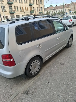 Vw Touran 7 locuri