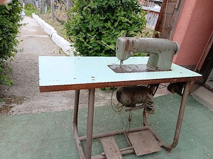 vand masina de cusut veche
