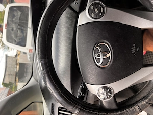 Toyota prius - imagine 3