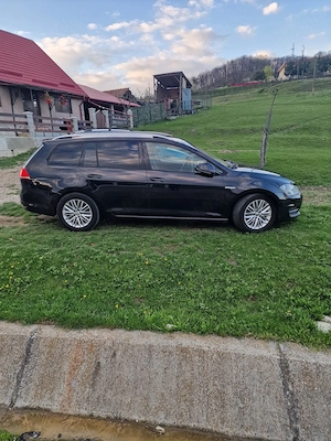 Vând Golf 7 an fabricație 24