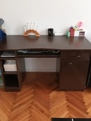 Birou de vânzare