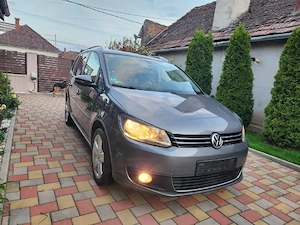 VW Touran 2014 - 2.0 TDI - DSG - Panorama - Family Edition   