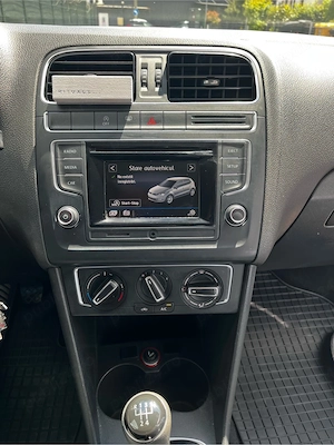 Volskwagen Polo 6R 1.2 TSI BMT 90 CP - imagine 9