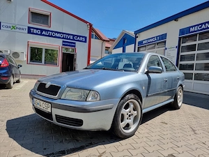 skoda octavia mk1 1.6 102 cai cu gpl chiulasa fisurata  - imagine 3