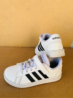 Adidași copii mărimea 29-30, Adidas, Reebok și Tex.