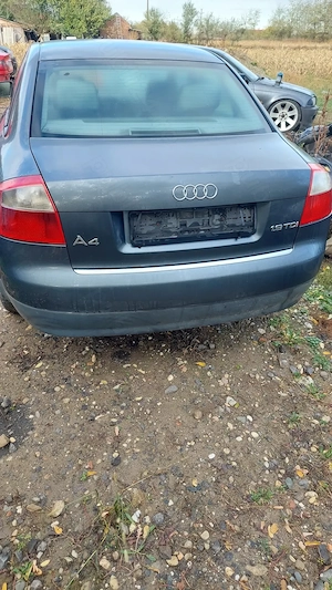 Dezmembrez audi a4b6  - imagine 2