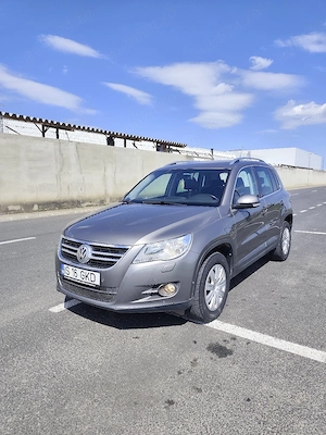 VW Tiguan, an 2010, 2.0 tdi - imagine 5