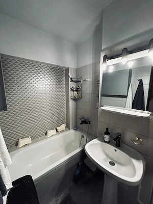 Închiriez apartament 2 camere 57 mp, etaj 4 cu lift - imagine 7