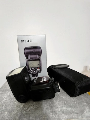 blitz Meike MK910 pentru nikon