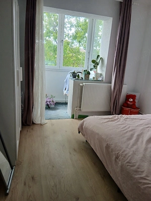  vând apartament cu trei camere  - imagine 7