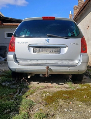 Dezmembrez Peugeot307 sw - imagine 3