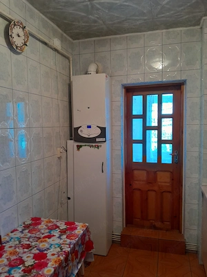 Apartament 3 camere - Onesti - imagine 10