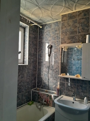 Apartament 3 camere - Onesti - imagine 9