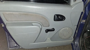 Logan 2007 motor 1.4 benzină roată de rezervă semnalizări tot merge subwoofer conectat radio  - imagine 5