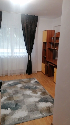 Apartament cu 3 camere de închiriat - imagine 8