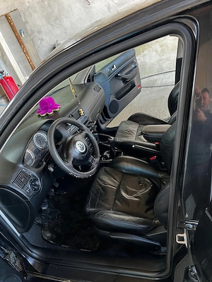 Vând golf 4 1.9 tdi . - imagine 5