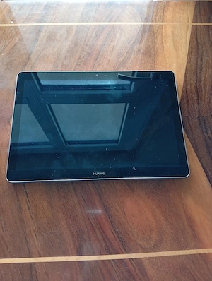 Vând o Tableta Huawei Mediapad T3 10 