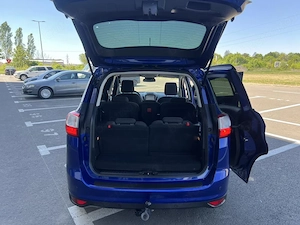 FORD GRAND C-Max 7 locuri an 2016 mot 2.0 tdci 150 cp euro 6. - imagine 7