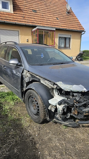 VW Passat  - imagine 9