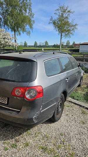 VW Passat  - imagine 8
