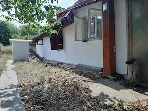 Casa si curte 1800m2 zona Colonesti, Olt tel.   - imagine 3