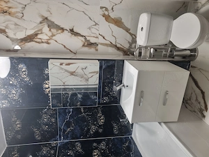 Închiriez apartament ultracentral 2camere.etaj2  - imagine 5