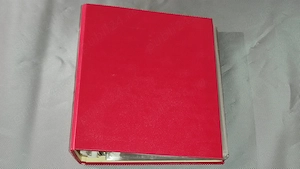 ALBUM second cu 4 inele - cu 70 file pt. vederi scrisori - plicuri fise - pret 40 ron 
